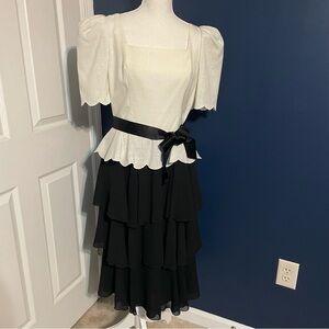 Vintage Lillie Rubin Puff Sleeve Pleated Dress